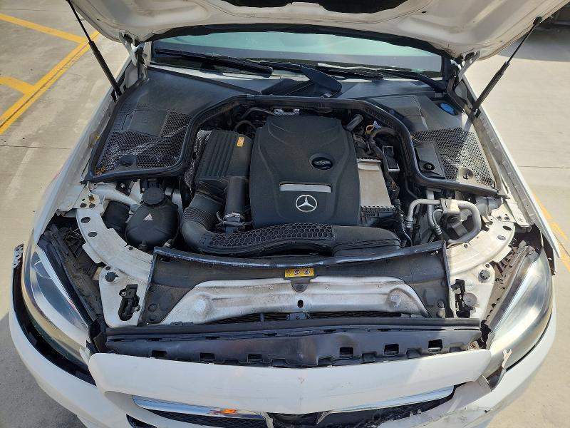 49605386 :رقم المزاد ، 55SWF4JB8JU236669 vin ، 2018 Mercedes-benz C مزاد بيع