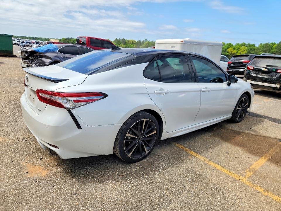 Aukcja sprzedaży 2018 Toyota Camry, vin: 4T1B61HK5JU106971, numer aukcji: 48918176