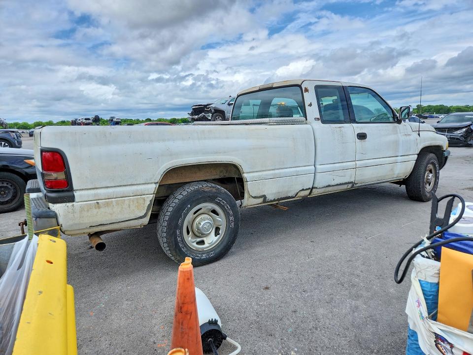 1996 Dodge Ram 2500 მანქანა იყიდება აუქციონზე, vin: 3B7KC23Z8TM144449, აუქციონის ნომერი: 51359756