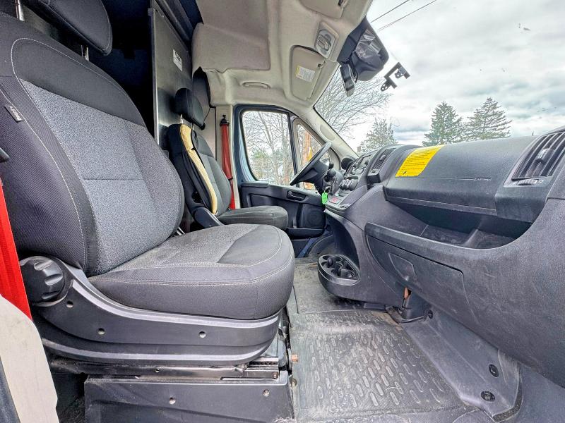 49171406 :رقم المزاد ، 3C6TRVDGXKE517072 vin ، 2019 Ram Promaster 2500 مزاد بيع