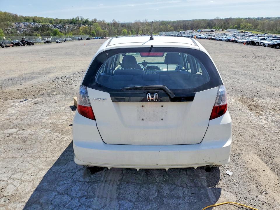 Продажа на аукционе авто 2013 Honda Fit, vin: JHMGE8G38DC031837, номер лота: 50794056