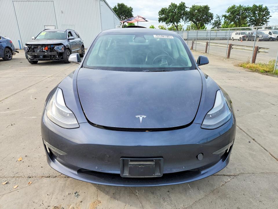 48878016 :رقم المزاد ، 5YJ3E1EA6NF370030 vin ، 2022 Tesla Model 3 مزاد بيع