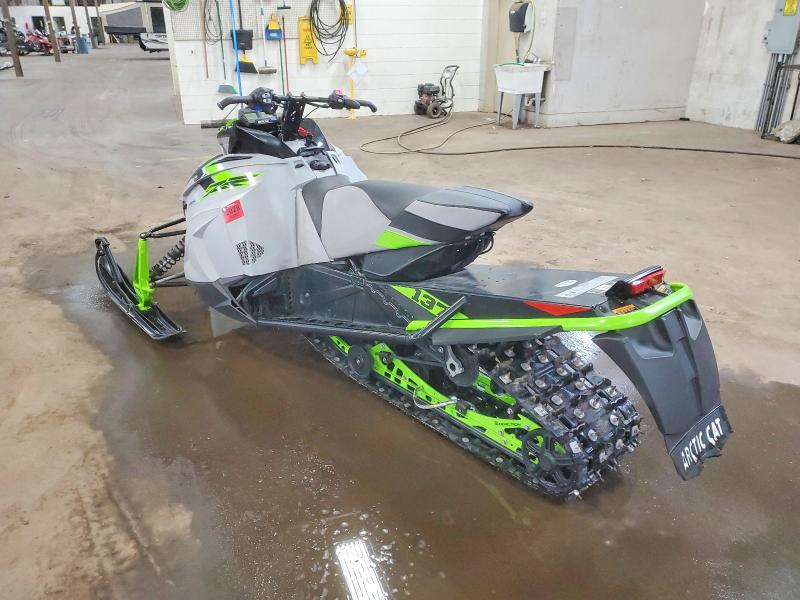 48866936 :رقم المزاد ، 4UF18SNW6JT100750 vin ، 2018 Arctic Cat Zr8000 137 Sp Es Er مزاد بيع