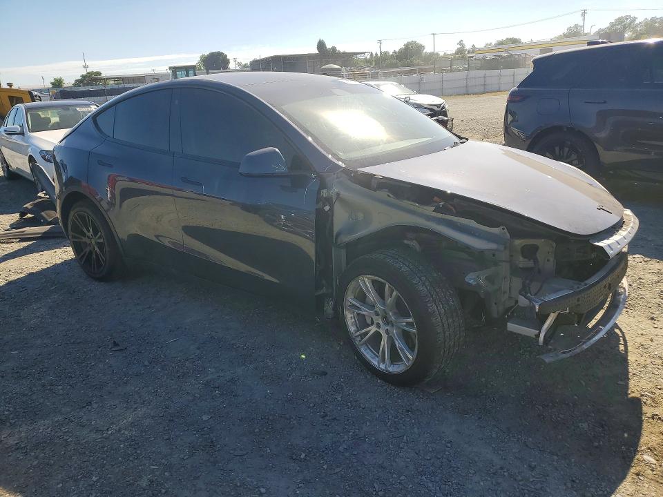 48680826 :رقم المزاد ، 5YJYGDEE2MF096943 vin ، 2021 Tesla Model Y مزاد بيع