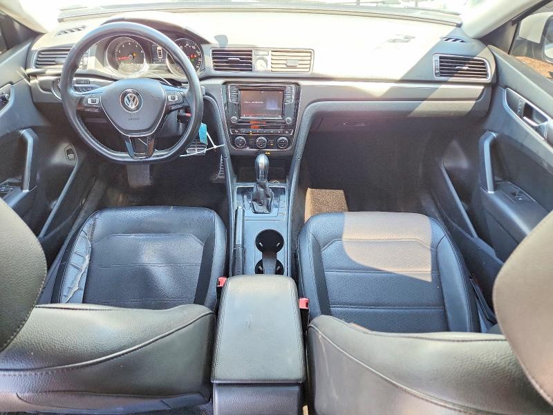 50564306 :رقم المزاد ، 1VWDT7A33HC052627 vin ، 2017 Volkswagen Passat مزاد بيع