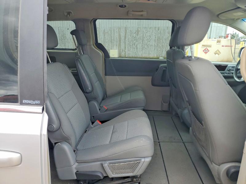 51755956 :رقم المزاد ، 2A4RR5D1XAR243068 vin ، 2010 Chrysler Town & Country مزاد بيع