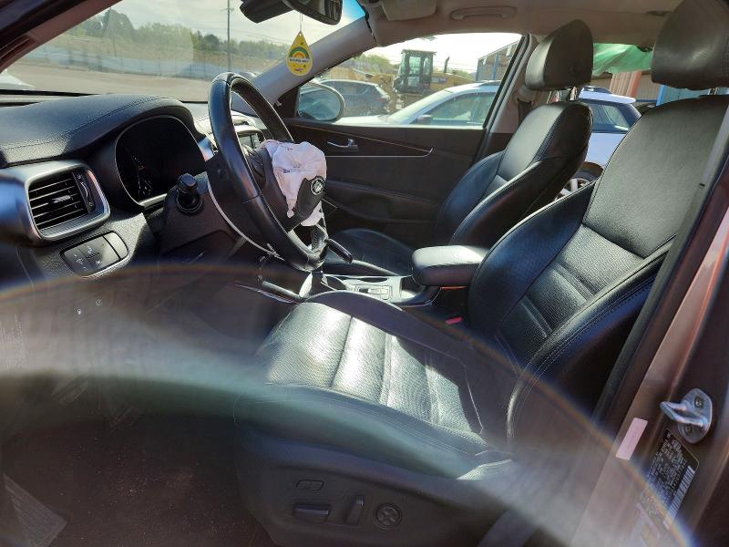 2018 Kia Sorento მანქანა იყიდება აუქციონზე, vin: 5XYPKDA54JG377842, აუქციონის ნომერი: 50389116
