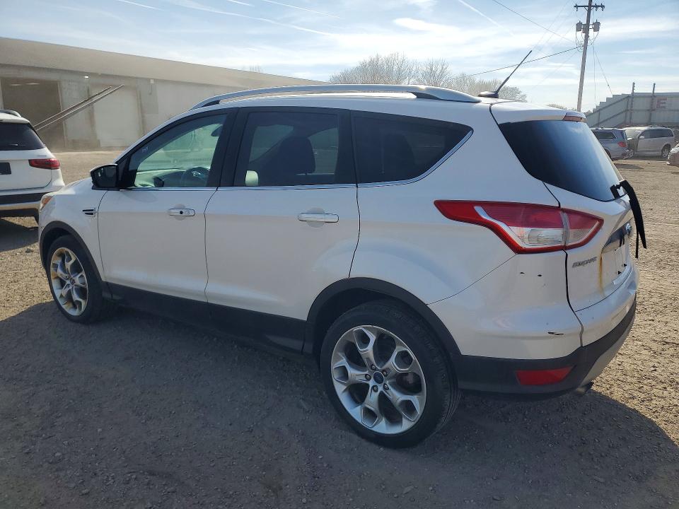 Продажа на аукционе авто 2015 Ford Escape, vin: 1FMCU9JX0FUB39401, номер лота: 49541176