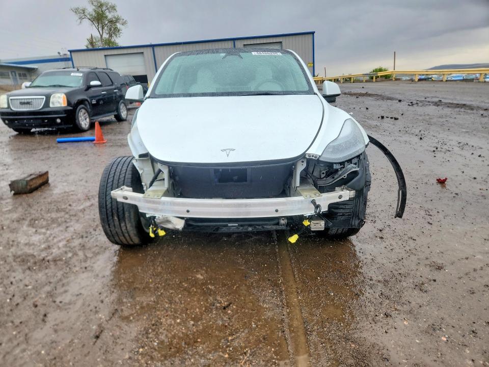 48486206 :رقم المزاد ، 7SAYGAEE5PF789981 vin ، 2023 Tesla Model Y مزاد بيع