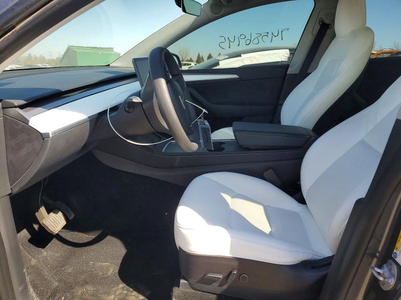 74586945 :رقم المزاد ، 7SAYGDEE4NF522670 vin ، 2022 Tesla Model Y مزاد بيع