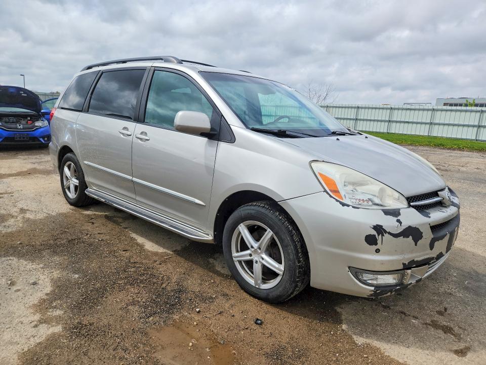 51070986 :رقم المزاد ، 5TDBA22C44S003866 vin ، 2004 Toyota Sienna مزاد بيع