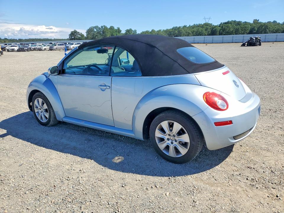 51529196 :رقم المزاد ، 3VWRG3AL4AM004853 vin ، 2010 Volkswagen New Beetle مزاد بيع