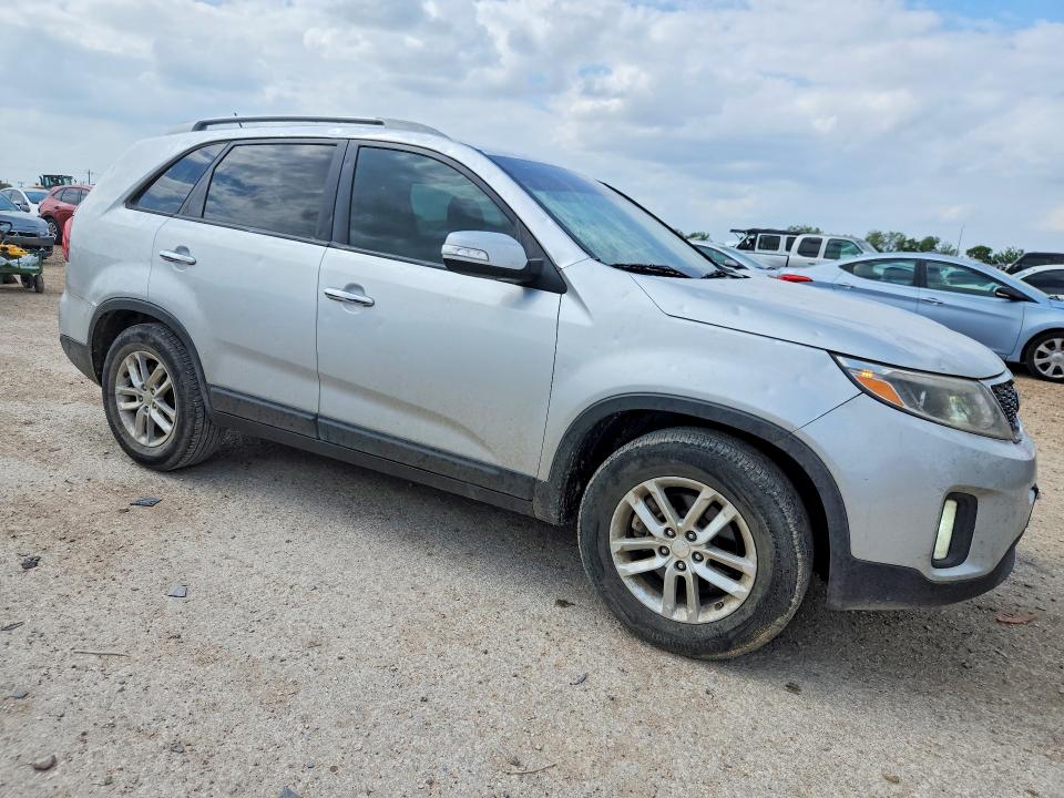 Продажа на аукционе авто 2015 Kia Sorento, vin: 5XYKT4A77FG621015, номер лота: 49677756