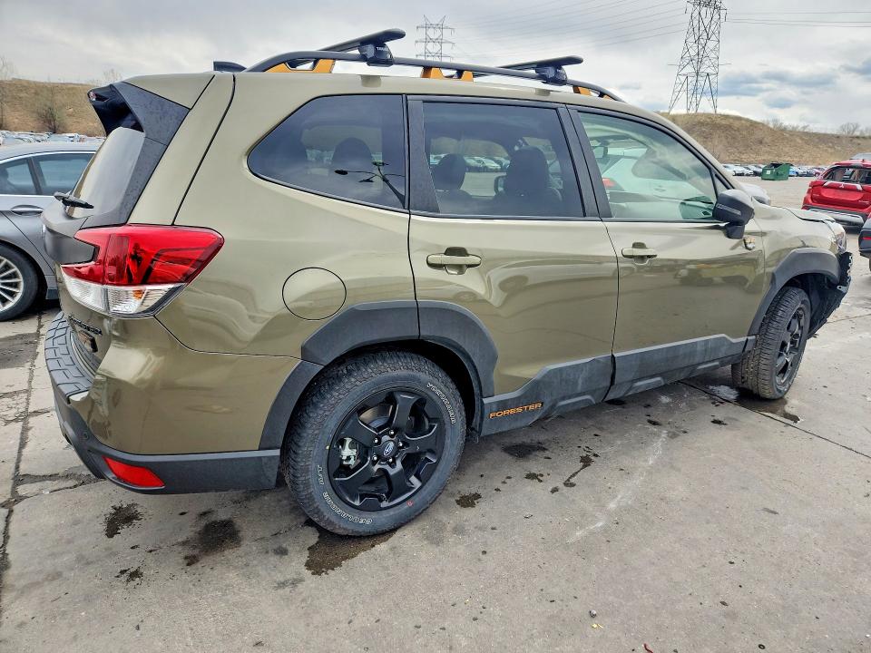 Продажа на аукционе авто 2025 Subaru Forester, vin: JF2SKAJC4SH409030, номер лота: 49630636