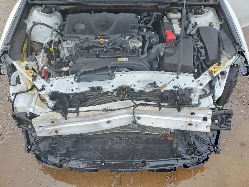 49213826 :رقم المزاد ، 4T1S11AK2NU625975 vin ، 2022 Toyota Camry مزاد بيع
