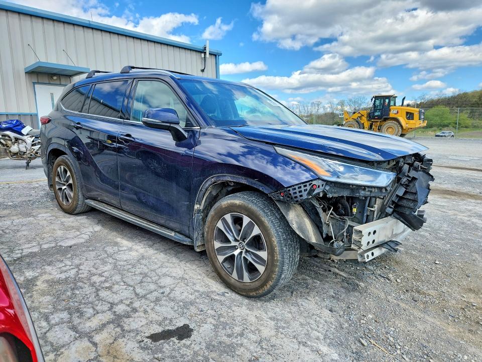 50599316 :رقم المزاد ، 5TDHZRBH3MS160666 vin ، 2021 Toyota Highlander مزاد بيع