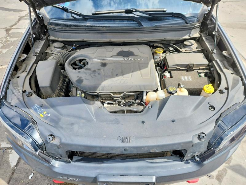 51698456 :رقم المزاد ، 1C4PJMBX7KD395478 vin ، 2019 Jeep Cherokee مزاد بيع