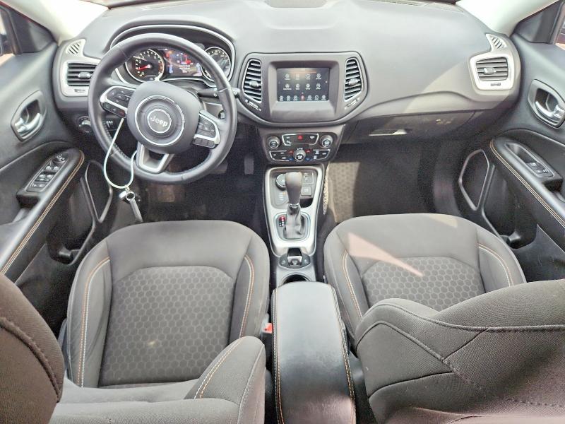 49955826 :رقم المزاد ، 3C4NJDAB4KT629356 vin ، 2019 Jeep Compass مزاد بيع