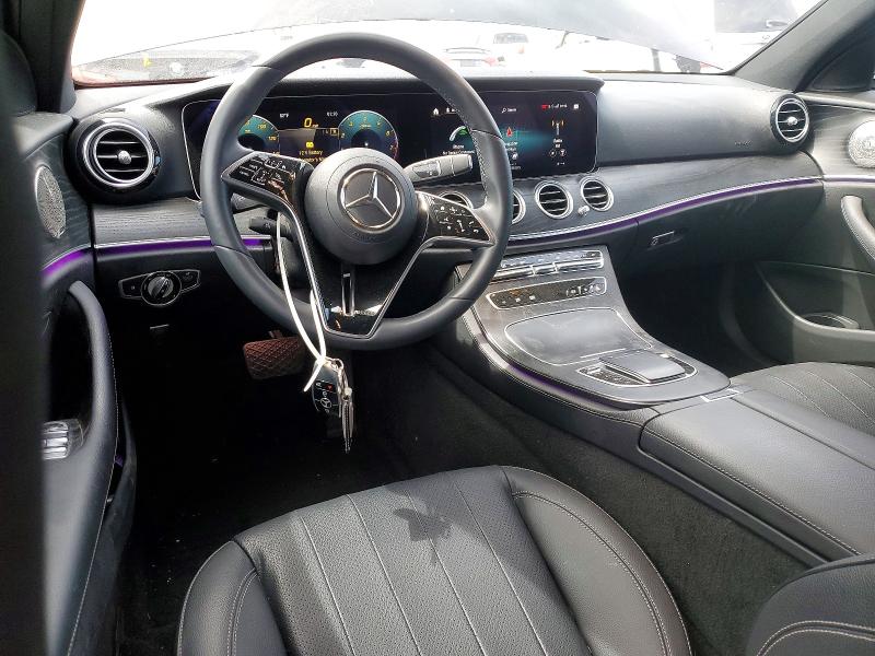 48652336 :رقم المزاد ، W1KZF8DB8NB070086 vin ، 2022 Mercedes-benz E مزاد بيع