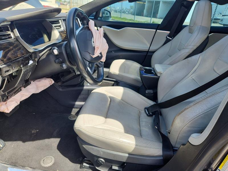 Продаж на аукціоні авто 2016 Tesla Model S, vin: 5YJSA1E12GF151575, номер лоту: 49666556