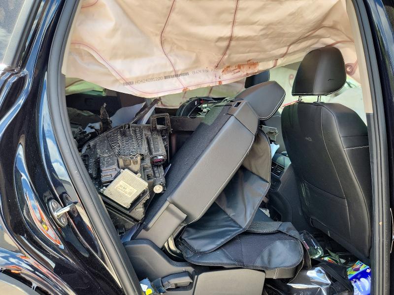 48302916 :رقم المزاد ، 1V2JR2CA1SC518340 vin ، 2025 Volkswagen Atlas مزاد بيع