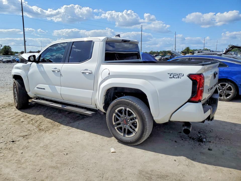 51607036 :رقم المزاد ، 3TMLB5JN8SM168449 vin ، 2025 Toyota Tacoma مزاد بيع