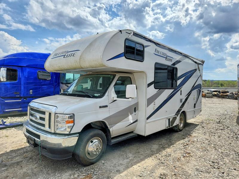 47015136 :رقم المزاد ، 1FDWE3FN6MDC24433 vin ، 2021 Ford Econoline مزاد بيع