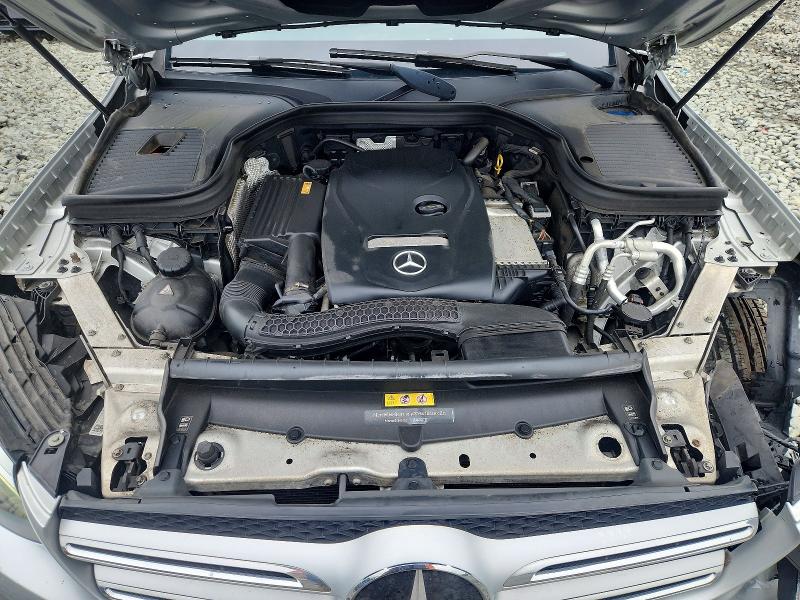 51864526 :رقم المزاد ، WDC0G4KB4HF199400 vin ، 2017 Mercedes-benz Glc مزاد بيع