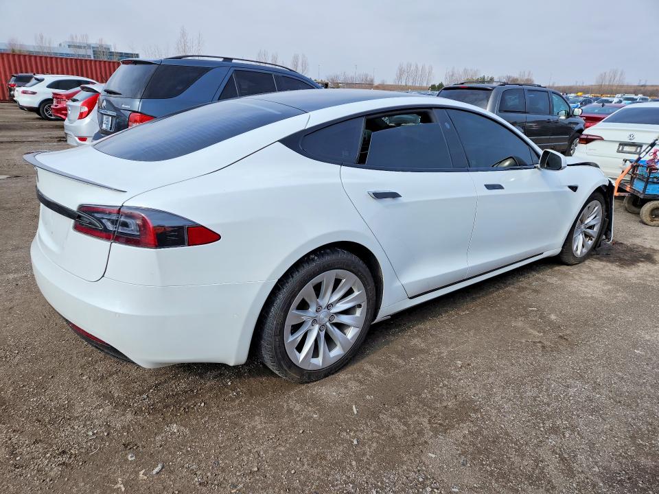 Продажа на аукционе авто 2018 Tesla Model S, vin: 5YJSA1E29JF278551, номер лота: 47903036