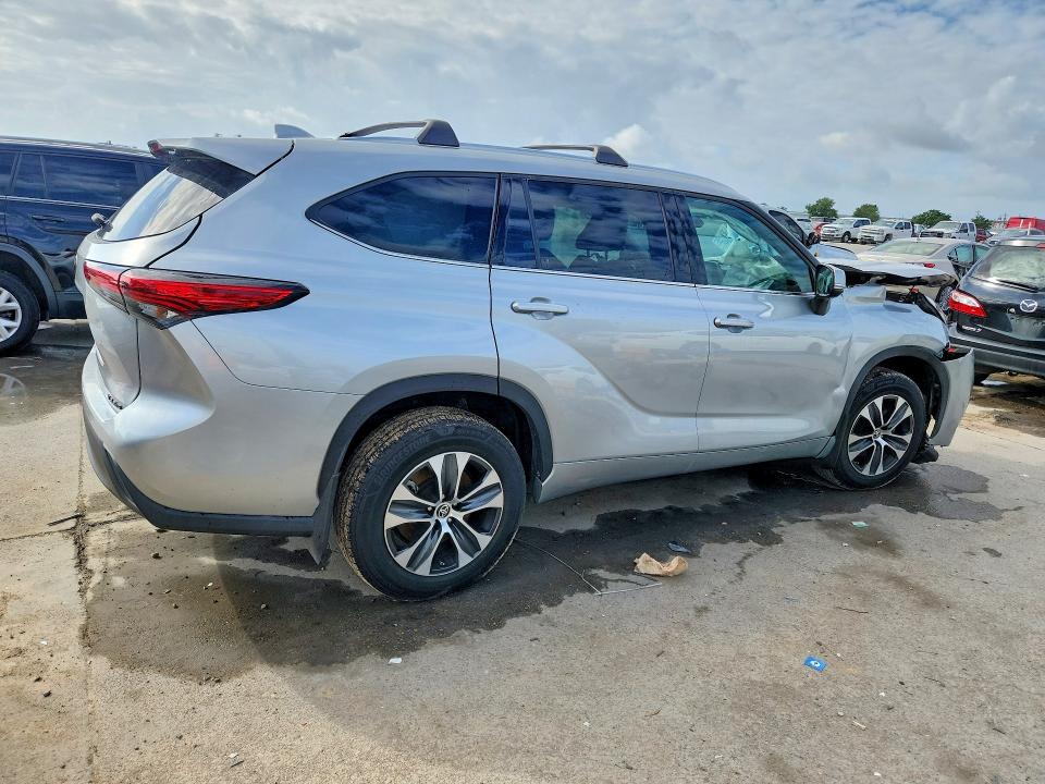 Продаж на аукціоні авто 2021 Toyota Highlander, vin: 5TDGZRBH1MS074283, номер лоту: 49934276