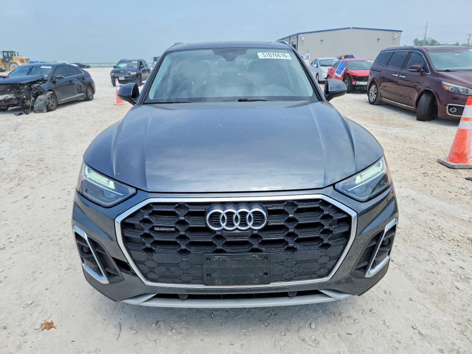 51076616 :رقم المزاد ، WA1EAAFY6N2016313 vin ، 2022 Audi Q5 مزاد بيع