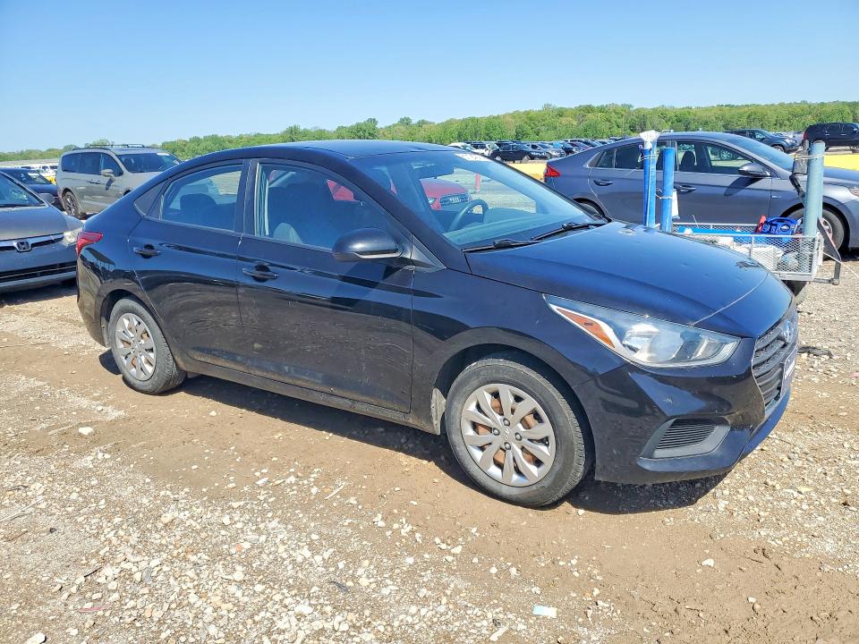 2018 Hyundai Accent მანქანა იყიდება აუქციონზე, vin: 3KPC24A32JE025725, აუქციონის ნომერი: 51124376