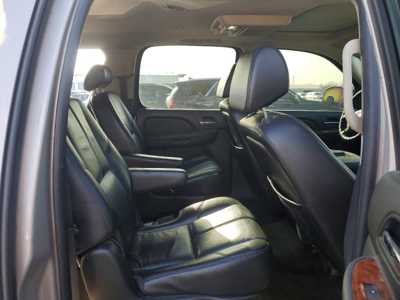 Продаж на аукціоні авто 2007 Chevrolet Suburban, vin: 1GNFK16347J297491, номер лоту: 49042356