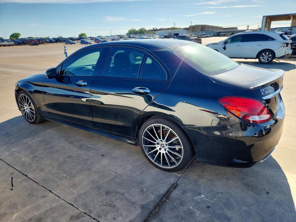 48861476 :رقم المزاد ، 55SWF4JB4HU229521 vin ، 2017 Mercedes-benz C مزاد بيع