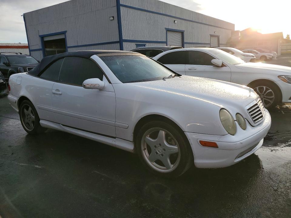 50273436 :رقم المزاد ، WDBLK70G31T080020 vin ، 2001 Mercedes-benz Clk مزاد بيع