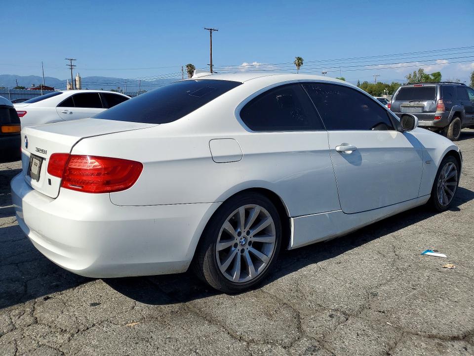 Продажа на аукционе авто 2013 Bmw 328, vin: WBAKE5C51DJ107537, номер лота: 49226866