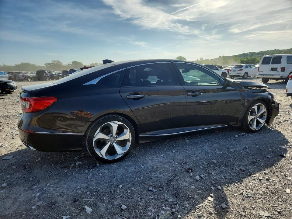2018 Honda Accord მანქანა იყიდება აუქციონზე, vin: 1HGCV1F92JA030446, აუქციონის ნომერი: 50844686