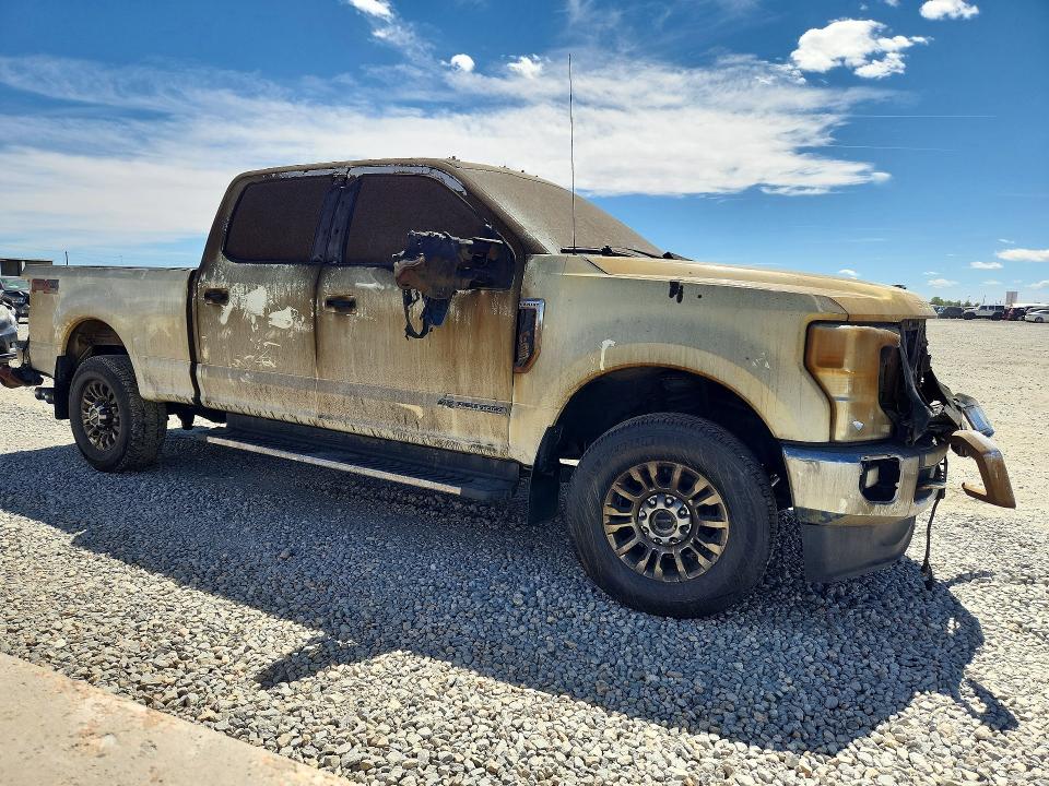 49831816 :رقم المزاد ، 1FT8W3BT4LEE69013 vin ، 2020 Ford F350 مزاد بيع