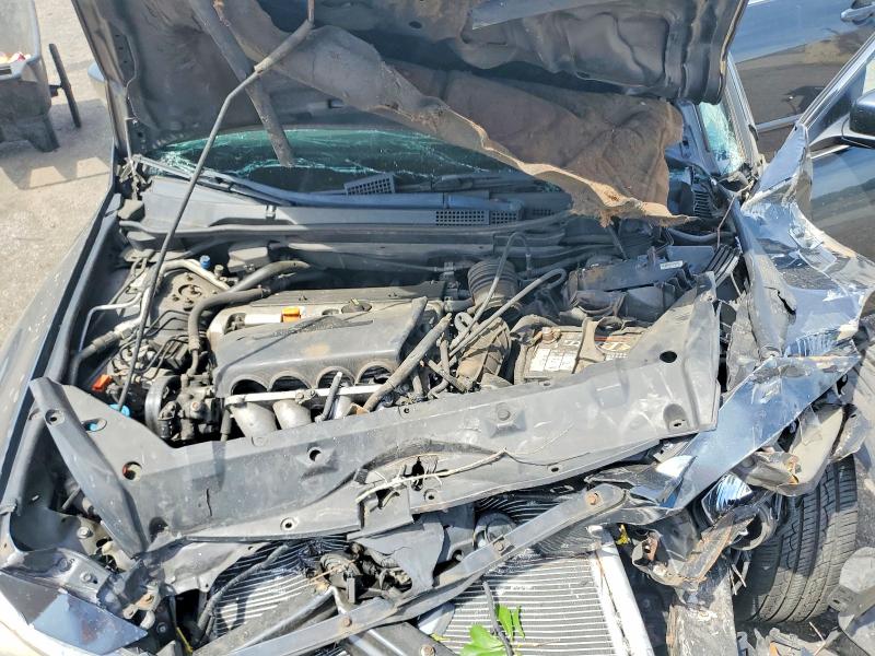 2004 Honda Accord მანქანა იყიდება აუქციონზე, vin: 1HGCM56804A136738, აუქციონის ნომერი: 49732156