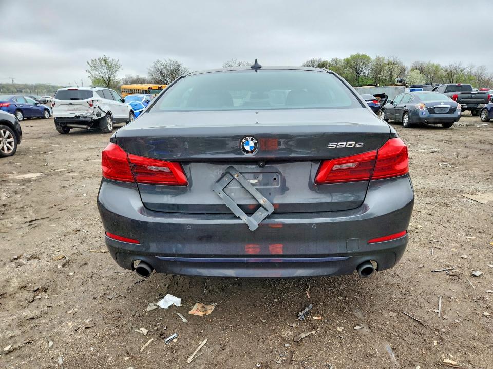 48652916 :رقم المزاد ، WBAJB1C58JB084065 vin ، 2018 Bmw 530xe مزاد بيع
