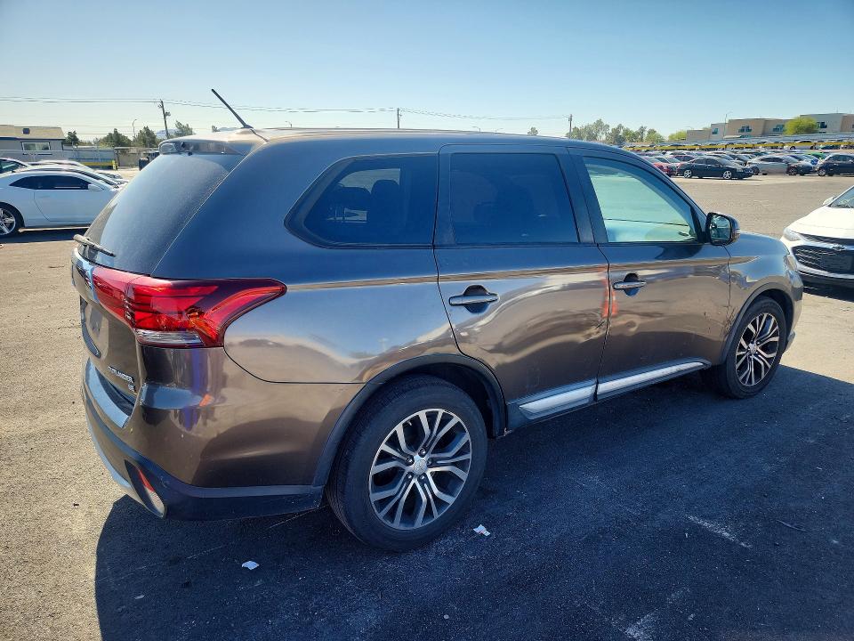 Продаж на аукціоні авто 2016 Mitsubishi Outlander, vin: JA4AD3A37GZ019941, номер лоту: 51784326