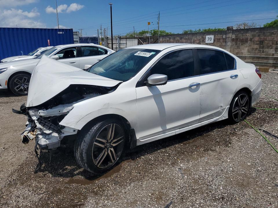 Auction sale of the 2017 Honda Accord, vin: 1HGCR2F5XHA028333, lot number: 51083286
