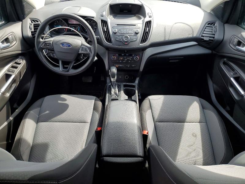 47351216 :رقم المزاد ، 1FMCU9GD5JUC61967 vin ، 2018 Ford Escape مزاد بيع