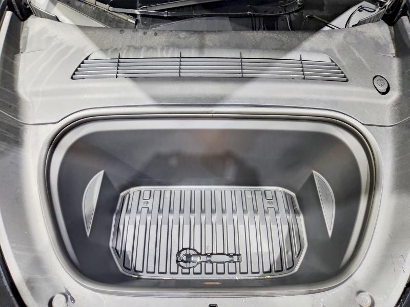 50118096 :رقم المزاد ، 7SAYGDEE9PA187003 vin ، 2023 Tesla Model Y مزاد بيع