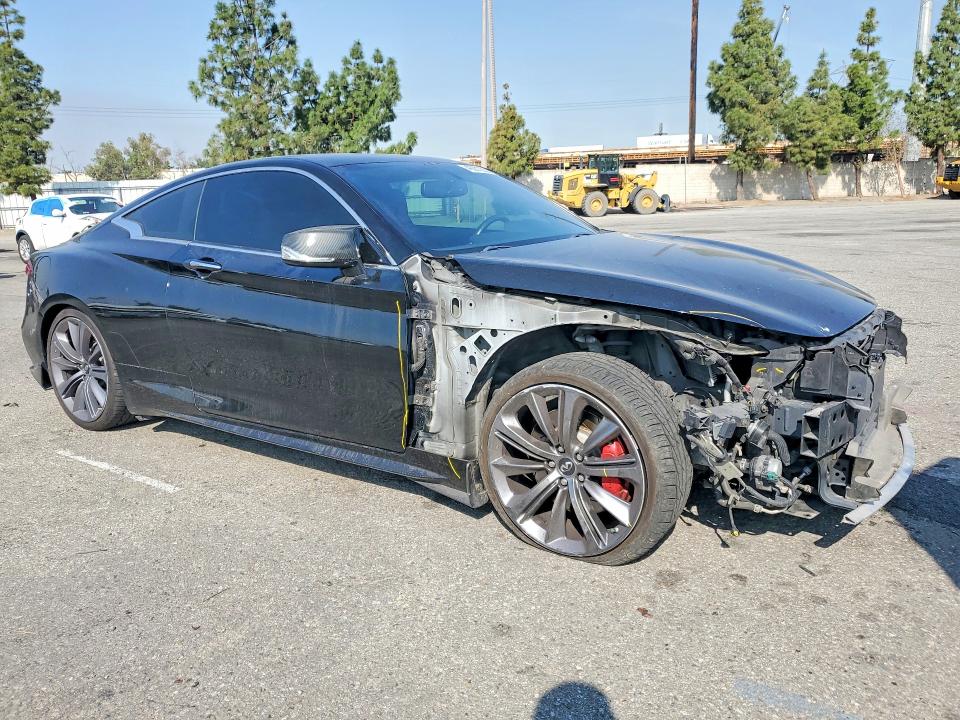 49001226 :رقم المزاد ، JN1FV7EKXJM530620 vin ، 2018 Infiniti Q60 مزاد بيع