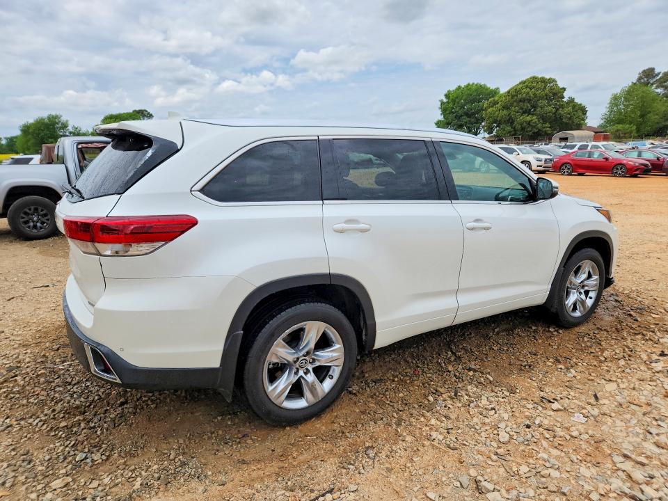 48931316 :رقم المزاد ، 5TDYZRFH5JS248012 vin ، 2018 Toyota Highlander مزاد بيع