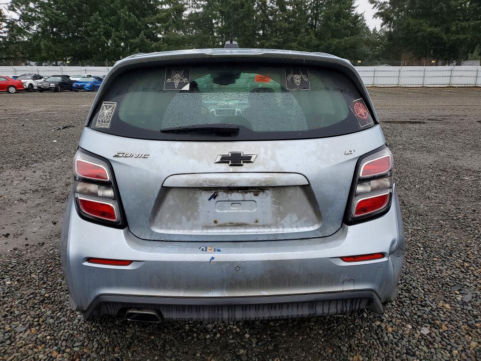 Auction sale of the 2018 Chevrolet Sonic, vin: 1G1JD6SG9J4122770, lot number: 48188386
