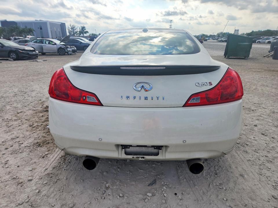 2015 Infiniti Q60 Coupe მანქანა იყიდება აუქციონზე, vin: JN1CV6EK9FM870054, აუქციონის ნომერი: 51600666