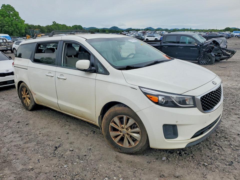 51418746 :رقم المزاد ، KNDMB5C14G6208712 vin ، 2016 Kia Sedona مزاد بيع