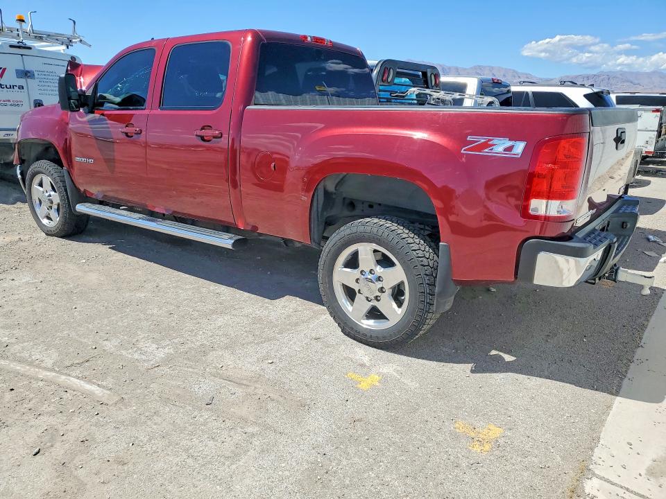49666976 :رقم المزاد ، 1GT111EGXDF136183 vin ، 2013 Gmc Sierra مزاد بيع